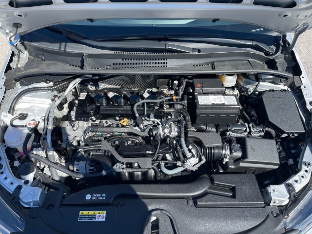 Used 2026 Toyota Corolla SE FWD image 17