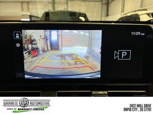 Used 2025 Hyundai Kona SEL AWD/4WD image 25