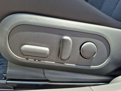 Certified 2024 Hyundai Ioniq 5 SEL RWD image 17