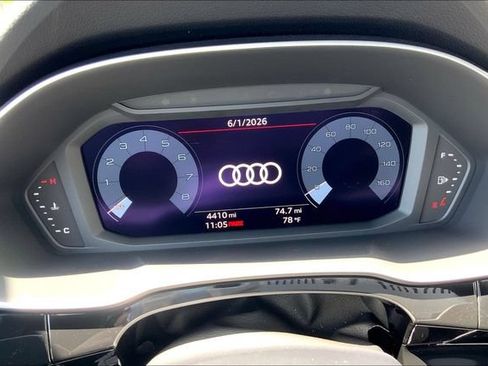 Certified 2025 Audi Q3 2.0T Premium w/ Convenience Package AWD/4WD image 23