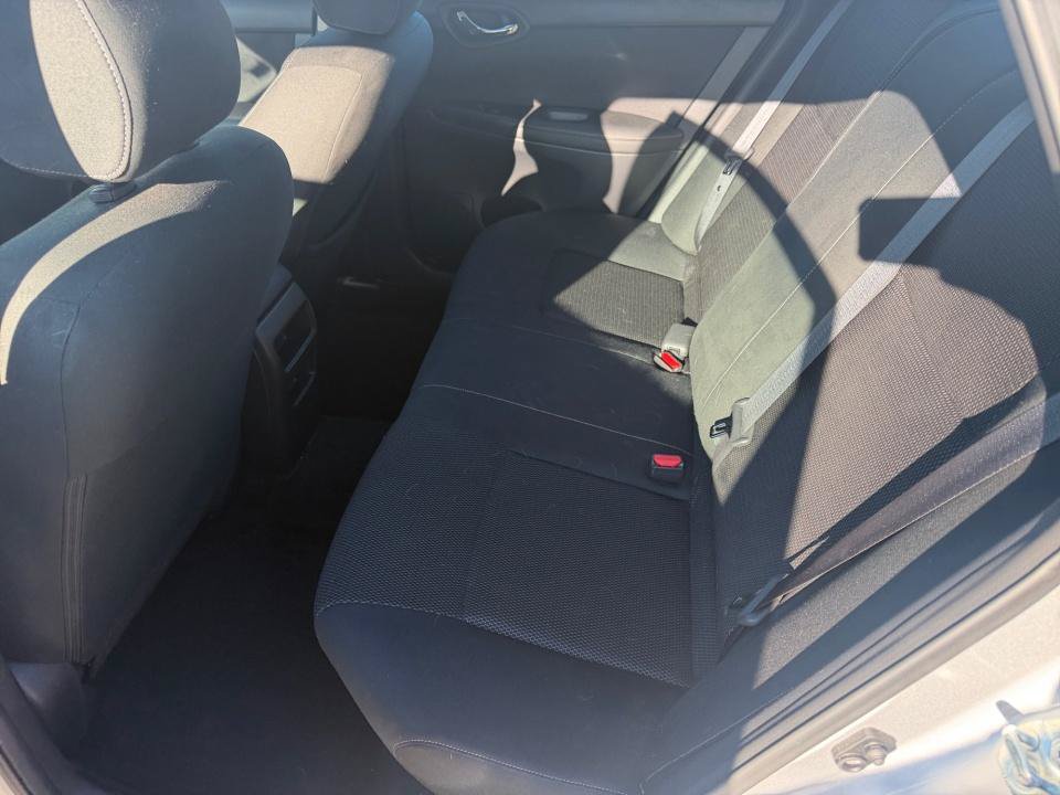 Used 2019 Nissan Sentra S FWD image 13