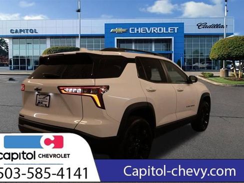 Used 2025 Chevrolet Equinox LT w/ Midnight Edition FWD image 2