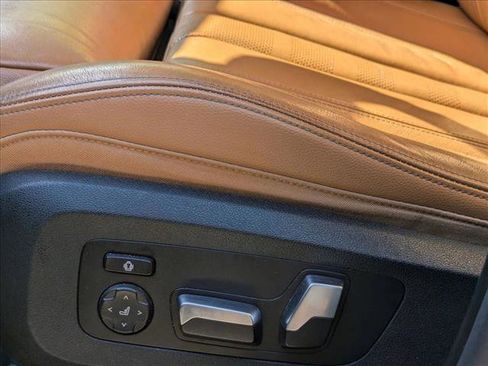 Used 2019 BMW X5 xDrive40i w/ Executive Package image 4