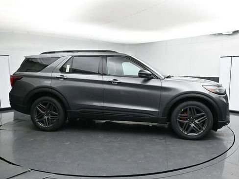 New 2026 Ford Explorer ST w/ Sun And Sound Package image 13