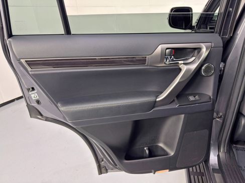 Used 2022 Lexus GX 460 Premium image 47