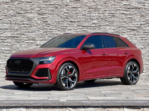 Used 2024 Audi RS Q8 AWD/4WD image 2