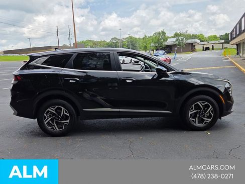Used 2025 Kia Sportage LX AWD/4WD image 8