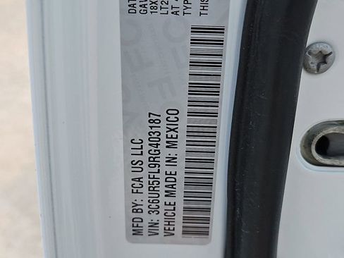 Used 2024 RAM 2500 Laramie image 34