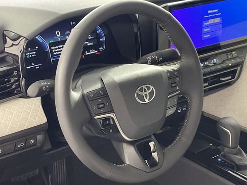 New 2026 Toyota Camry XLE FWD image 12