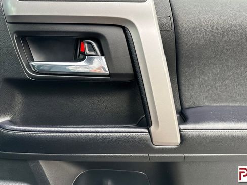 Used 2022 Toyota 4Runner SR5 Premium image 21