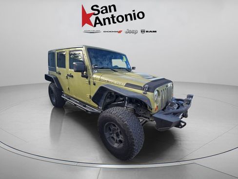 Used 2013 Jeep Wrangler Unlimited Rubicon w/ Connectivity Group image 5