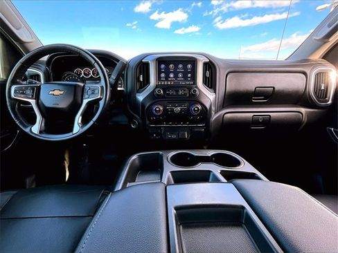 Used 2020 Chevrolet Silverado 1500 LTZ image 19