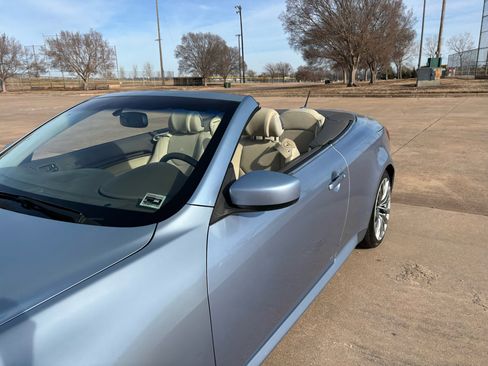 Used 2011 INFINITI G37 2dr Base w/ Premium Pkg image 36