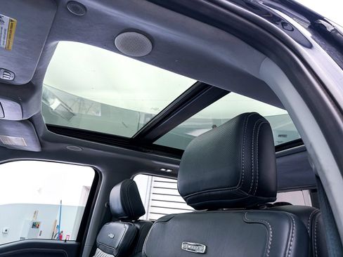 Used 2021 Ford F150 Limited AWD/4WD image 7