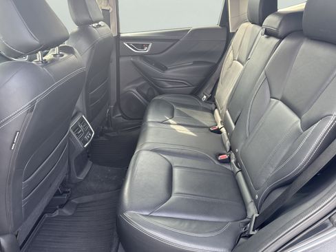 Used 2019 Subaru Forester Limited AWD/4WD image 10
