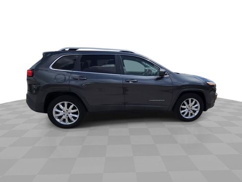 Used 2015 Jeep Cherokee Limited AWD/4WD image 9