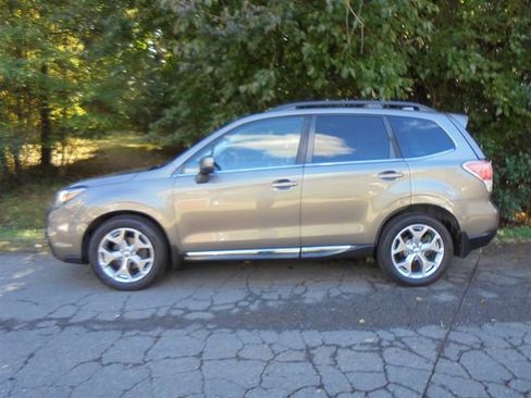 Used 2018 Subaru Forester 2.5i Touring image 5