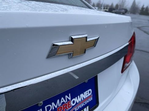 Used 2014 Chevrolet Cruze LS image 26