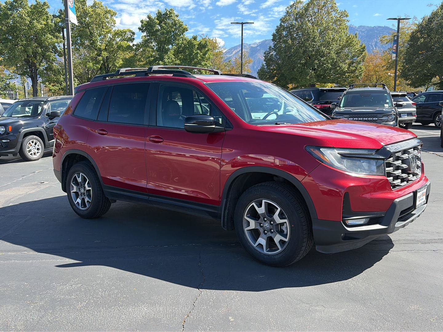 Used 2022 Honda Passport TrailSport image 3