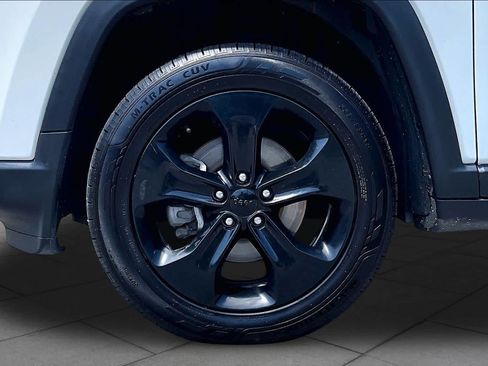 Used 2021 Jeep Compass Latitude AWD/4WD image 11