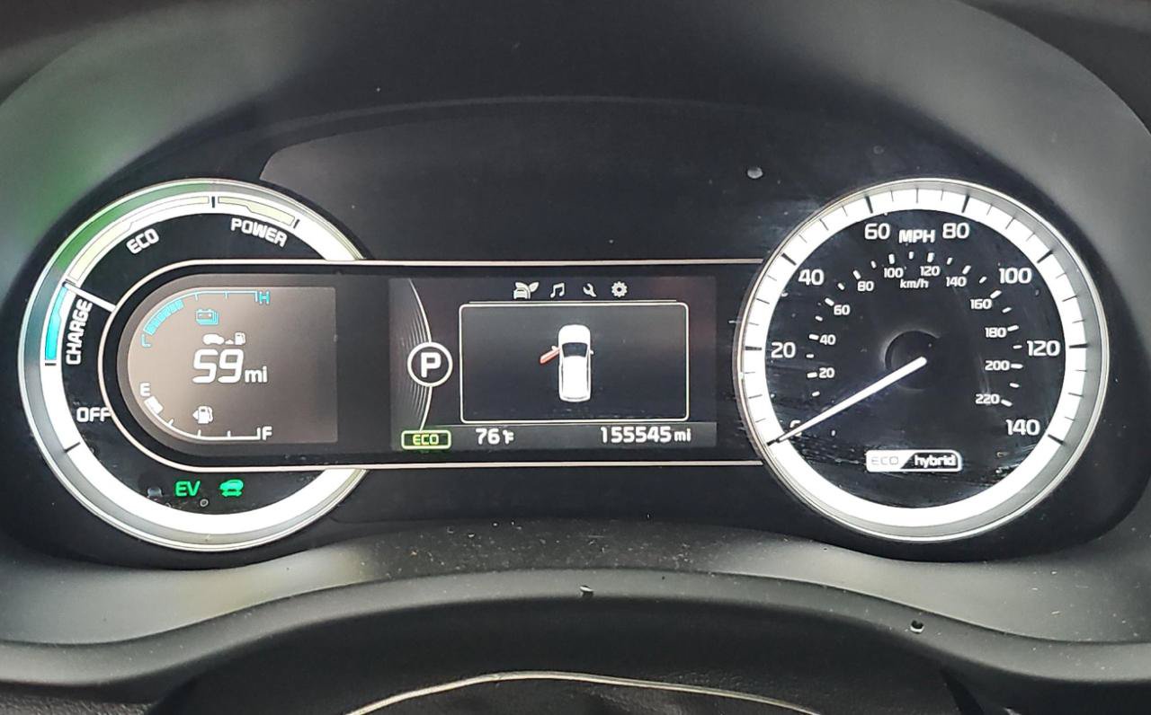 Used 2017 Kia Niro LX FWD image 15