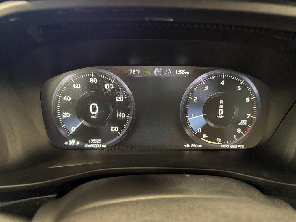 Used 2019 Volvo XC40 T5 Inscription AWD/4WD image 26