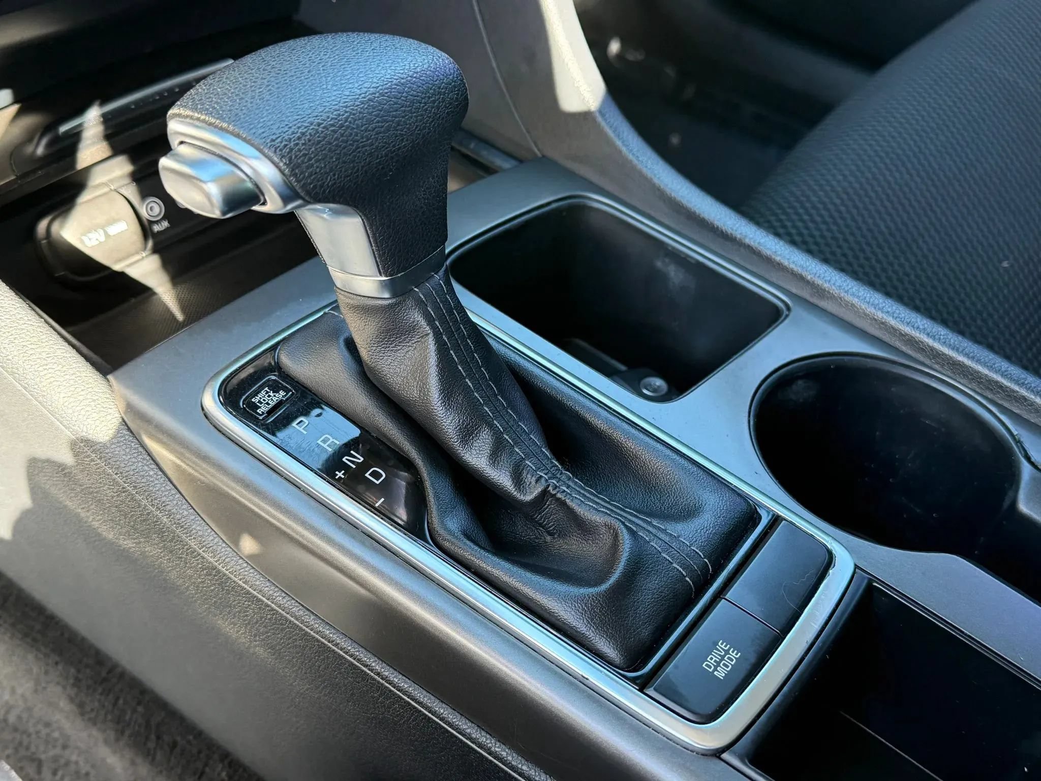 Used 2020 Kia Optima S FWD image 26