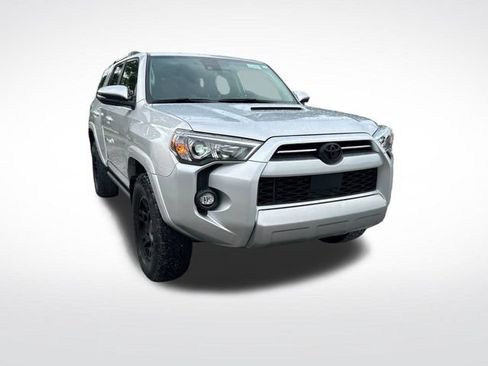 Used 2024 Toyota 4Runner TRD Off-Road Premium AWD/4WD image 7