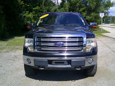 Used 2013 Ford F150 Lariat w/ Lariat Chrome Pkg image 2