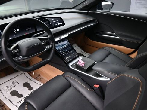 Used 2024 Lucid Air Touring image 9