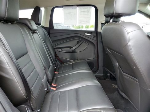 Used 2016 Ford Escape Titanium image 25