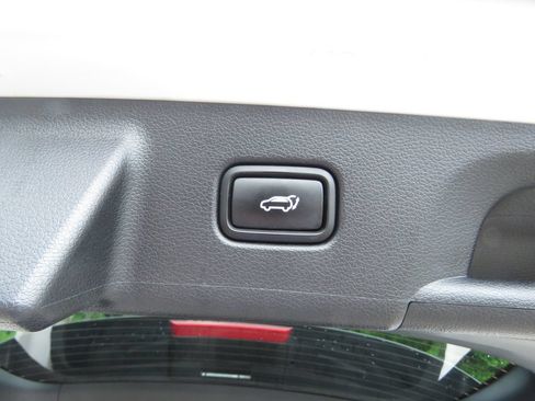 Used 2020 Hyundai Palisade Limited AWD/4WD image 19