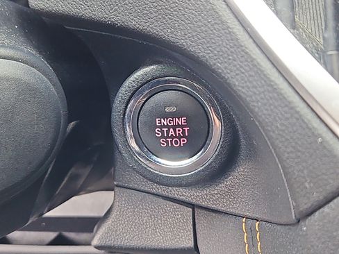 Used 2019 Subaru Crosstrek 2.0i Limited w/ Moonroof Package image 14