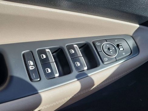 Used 2023 Hyundai Santa Fe SEL FWD image 19