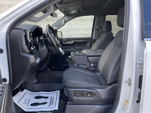 Used 2024 GMC Sierra 1500 SLE w/ X31 Off-Road Package image 6
