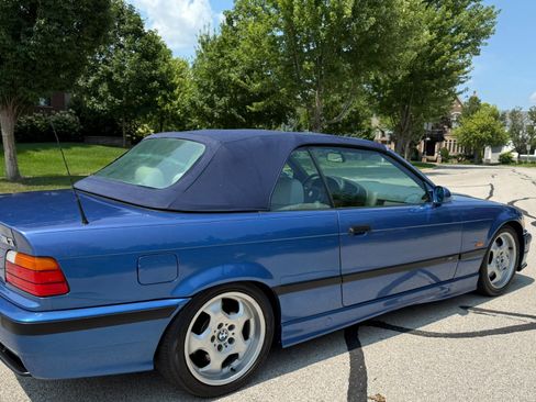 Used 1999 BMW M3 Convertible image 18