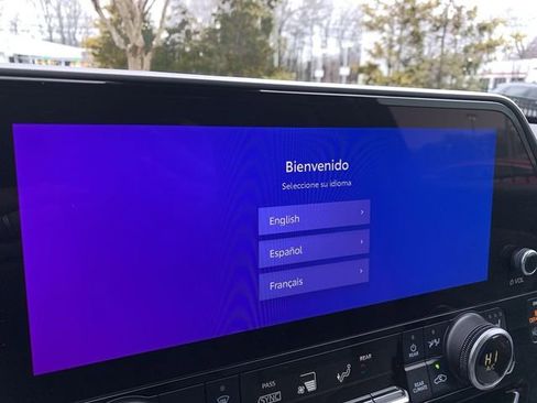 Used 2024 Toyota Highlander XLE image 21