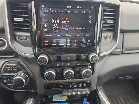 Used 2020 RAM 1500 Big Horn AWD/4WD image 6