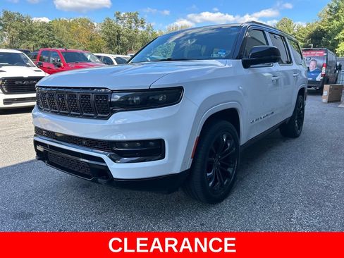 Used 2024 Jeep Grand Wagoneer Series II Obsidian w/ Quick Order Packagew 28T AWD/4WD image 2