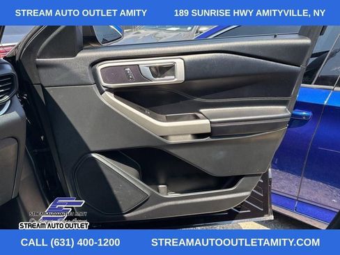 Used 2022 Ford Explorer XLT AWD/4WD image 14
