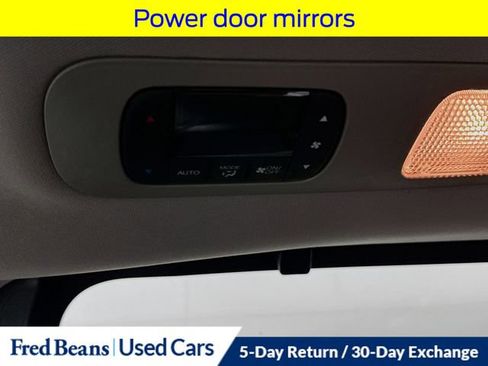 Used 2018 Honda Odyssey Elite image 32