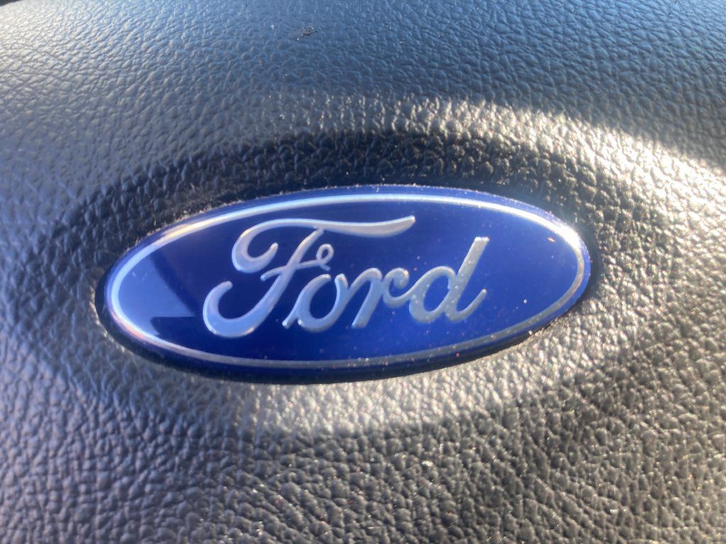 Used 2017 Ford Escape Titanium AWD/4WD image 28