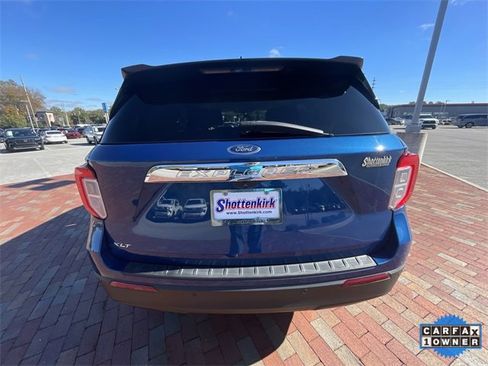 Used 2022 Ford Explorer XLT image 31