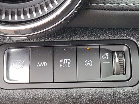 Used 2026 Chevrolet Equinox LT w/ Convenience Package II AWD/4WD image 25