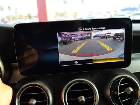 Used 2019 Mercedes-Benz C 300 4MATIC Sedan image 27