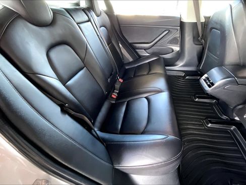 Used 2018 Tesla Model 3 Long Range AWD/4WD image 20