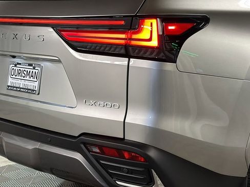 New 2026 Lexus LX 600 4WD w/ Luxury Package image 8