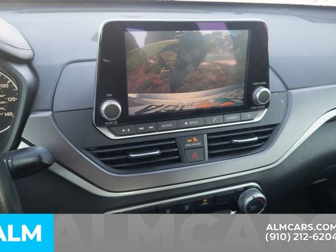 Used 2024 Nissan Altima 2.5 SR image 9