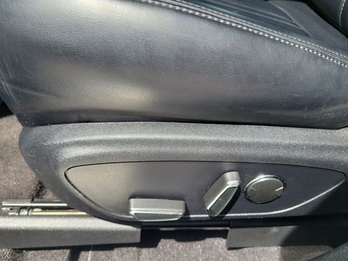 Used 2020 Lincoln MKZ FWD image 13