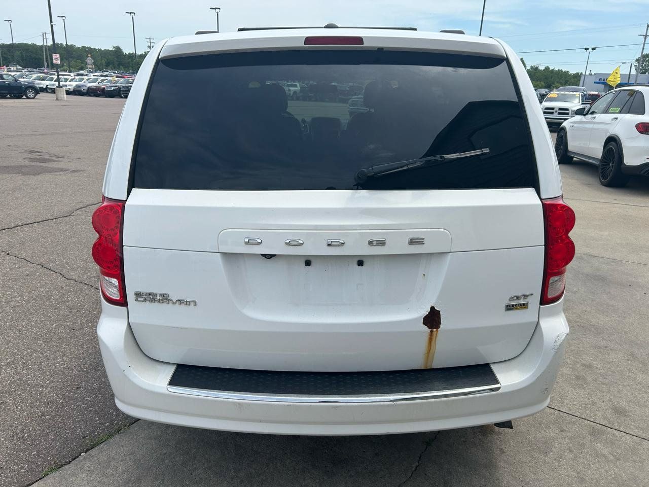 Used 2018 Dodge Grand Caravan GT FWD image 6